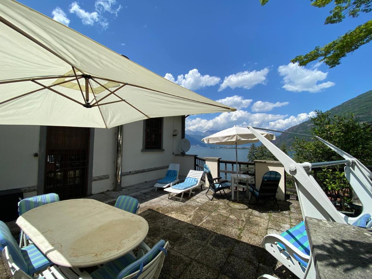 Suitecastlelakeview 1 Bellano Exterior photo